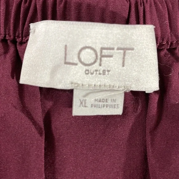 Loft Outlet, new without tags, burgundy rayon romper - Picture 6 of 11
